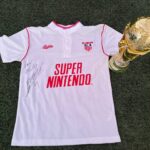 Camiseta firmada por gonzalo Montiel